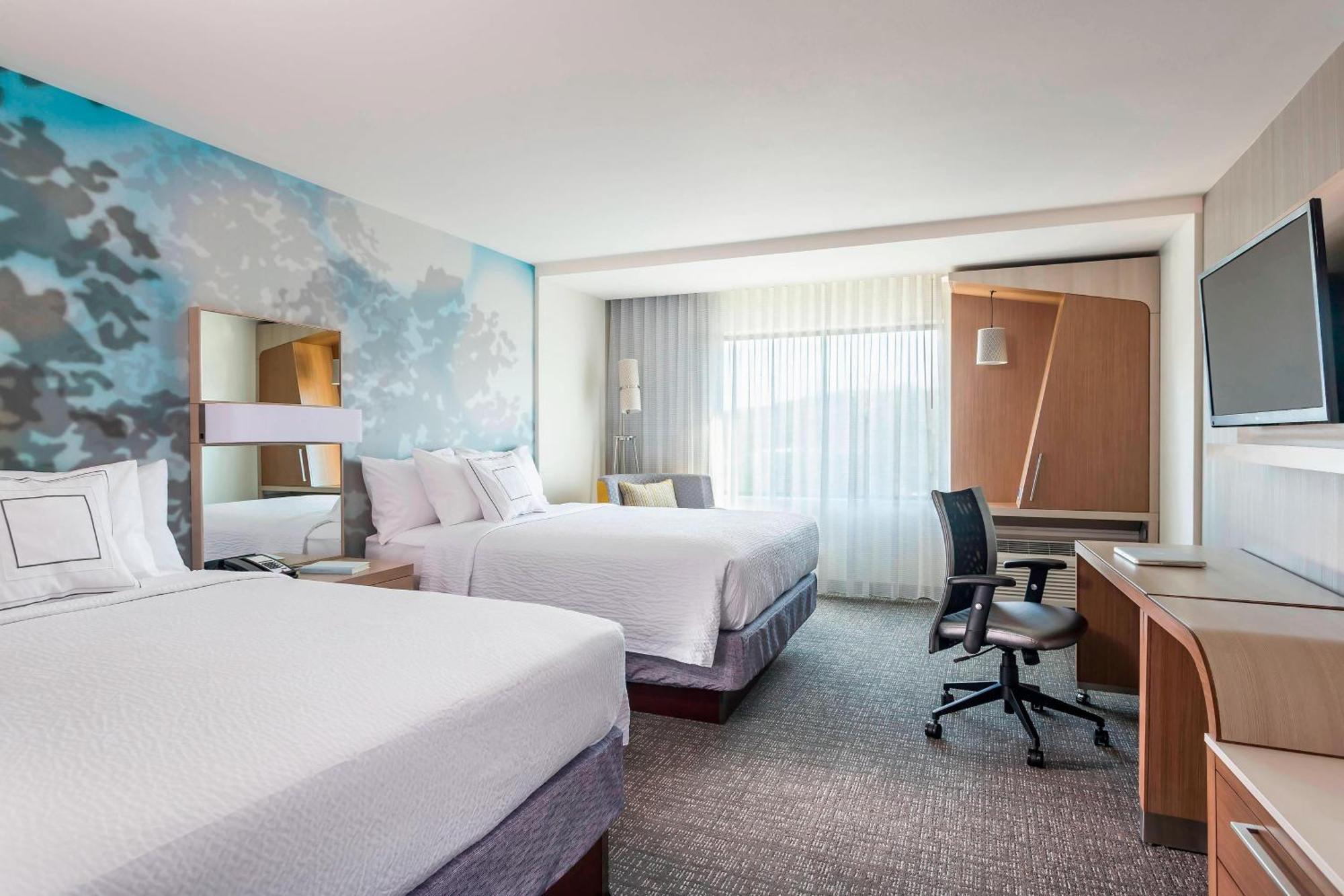 Отель Courtyard By Marriott Stafford Quantico Triangle Экстерьер фото