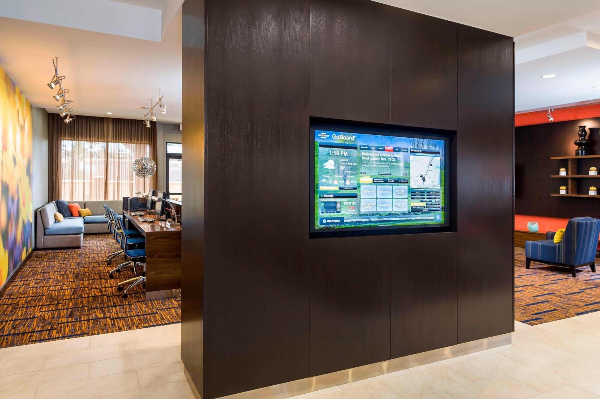 Отель Courtyard By Marriott Stafford Quantico Triangle Экстерьер фото