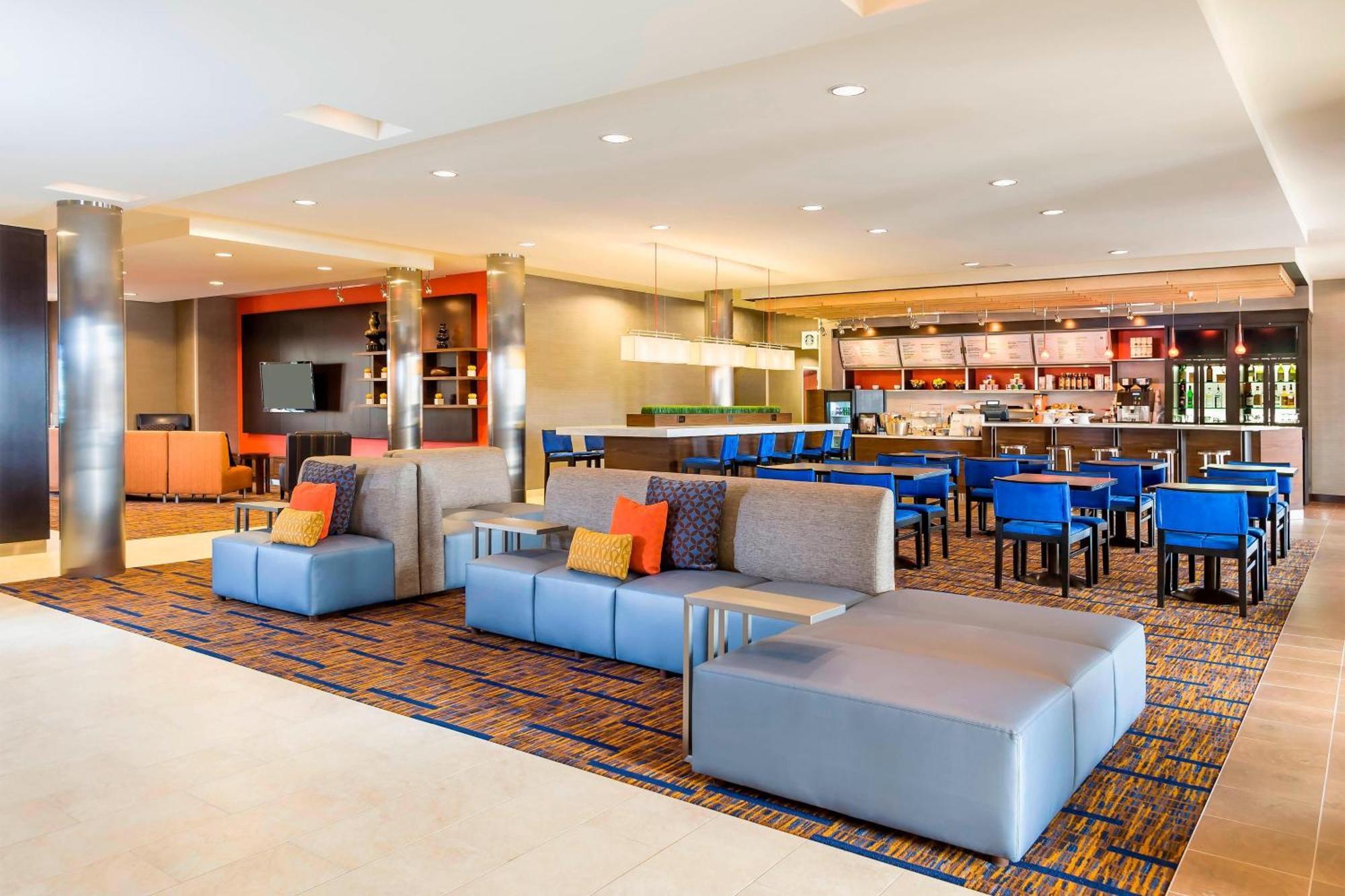 Отель Courtyard By Marriott Stafford Quantico Triangle Экстерьер фото