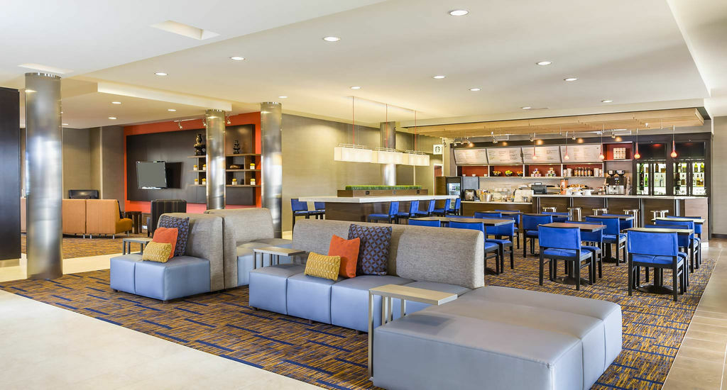 Отель Courtyard By Marriott Stafford Quantico Triangle Экстерьер фото